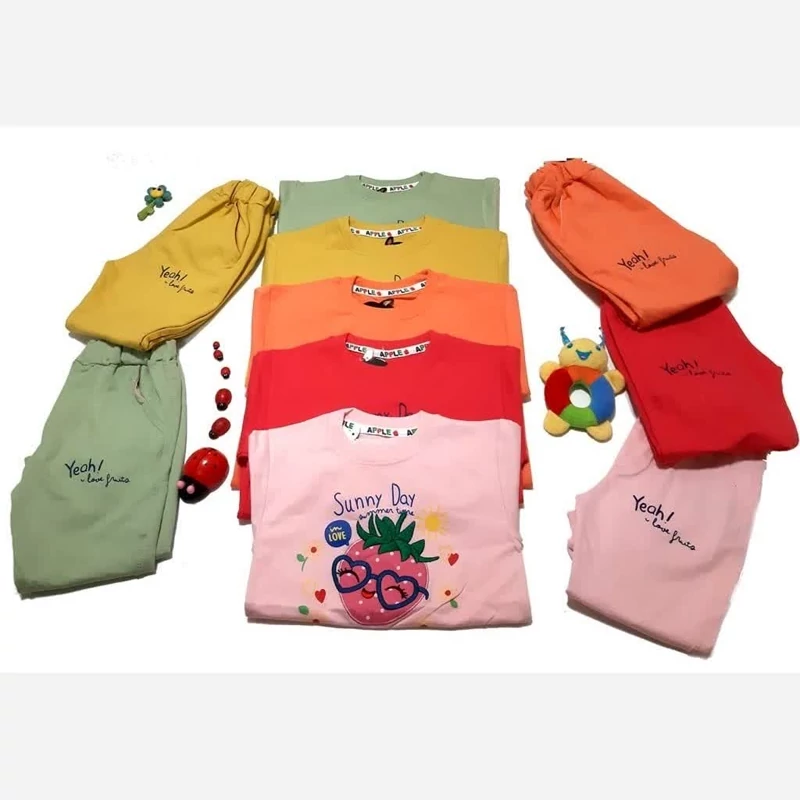 بلوز شلوار آستین بلند دخترانه طرح توت فرنگی