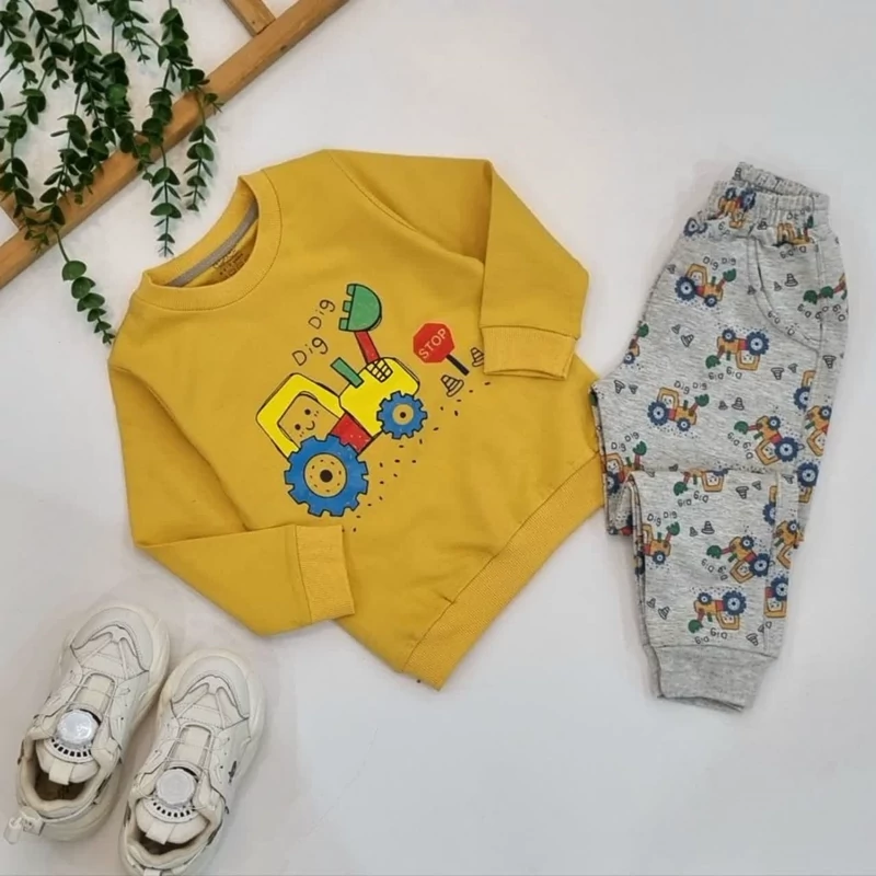 بلوز شلوار آستین بلند پسرانه طرح تراکتور